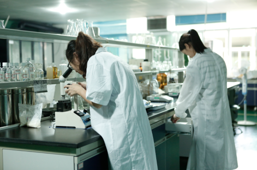 GB2760 Chất nhũ hóa Bakery Hợp chất Chất cải thiện Bánh bao Mì 50-81-7 7