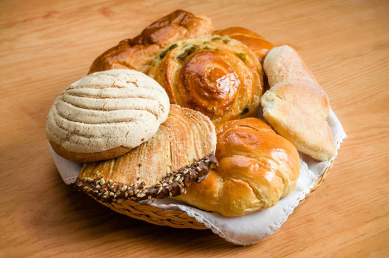Chất cải thiện bánh mì bột trắng với hiệu suất lên men tốt Kéo dài thời hạn sử dụng