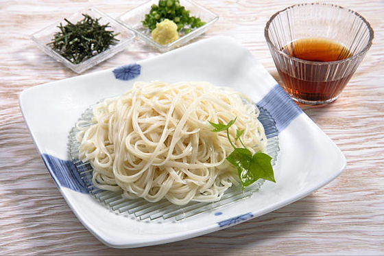 ISO9001 E471 Chất nhũ hóa thực phẩm chưng cất Monoglyceride DMG95 GMS99