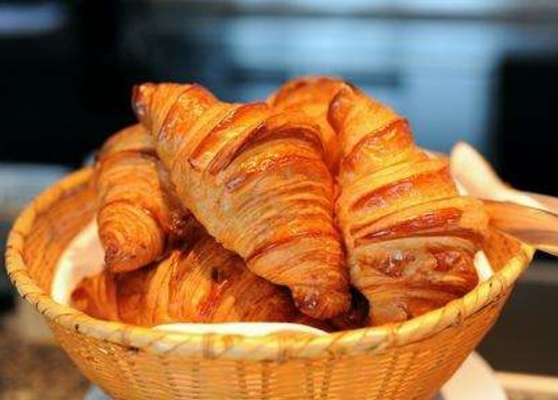 Chất nhũ hóa công nghiệp ít béo ISO 22000 trong nướng